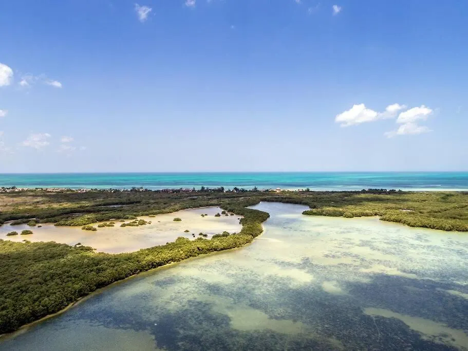 Space Brings Us Closer To Art - Casa Imox Isla Holbox Mexico
