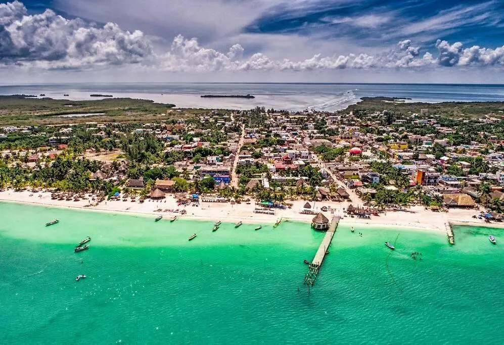 Space Brings Us Closer To Art - Casa Imox Isla Holbox
